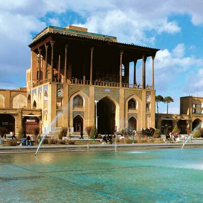 عالی‎ قاپو